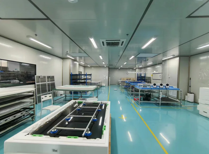 Controlled assembly at Rising Light